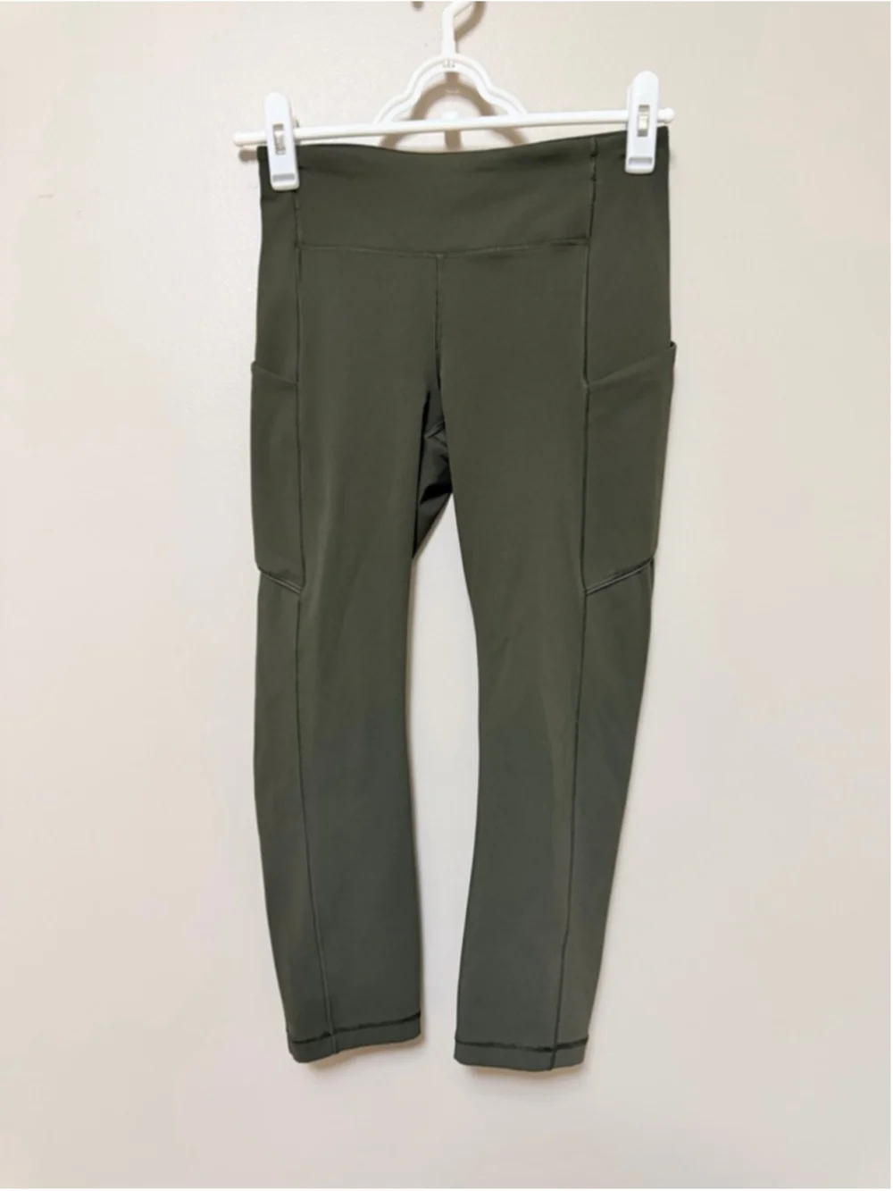 Lululemon Speed Up Crop Leggings - Picture 9 of 12